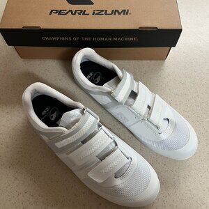 Pearl Izumi Quest Bike Shoes for any Cycling / Peloton